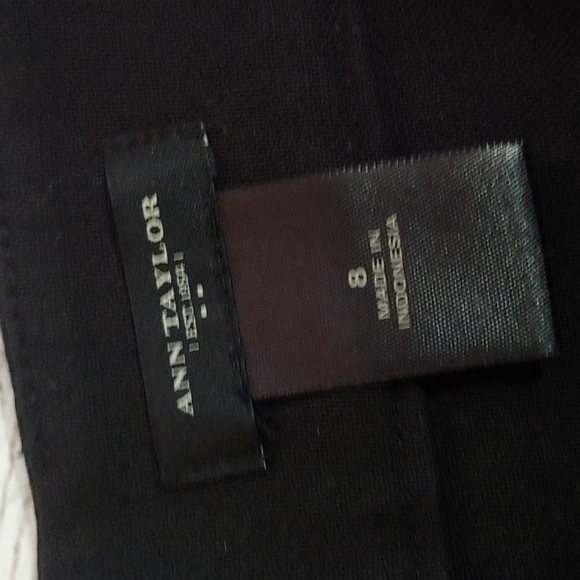 ANN TAYLOR CLASSIC PENCIL SKIRT - Picture 3 of 8